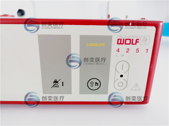 狼牌4251Wolf冷光源维修